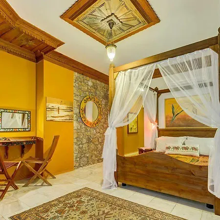 Hotel Asina 3*