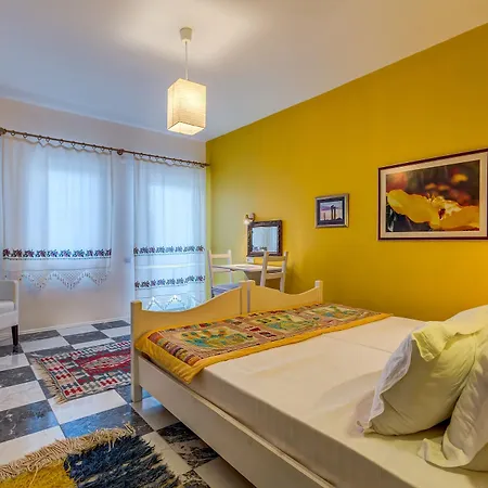 Asina Hotel 3*