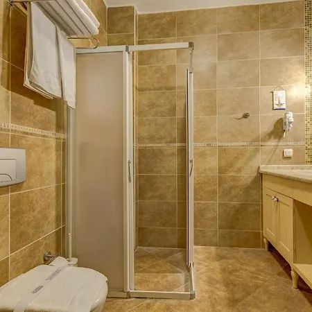 Asina Hotel