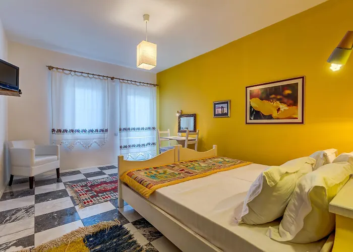 Asina Hotell 3*